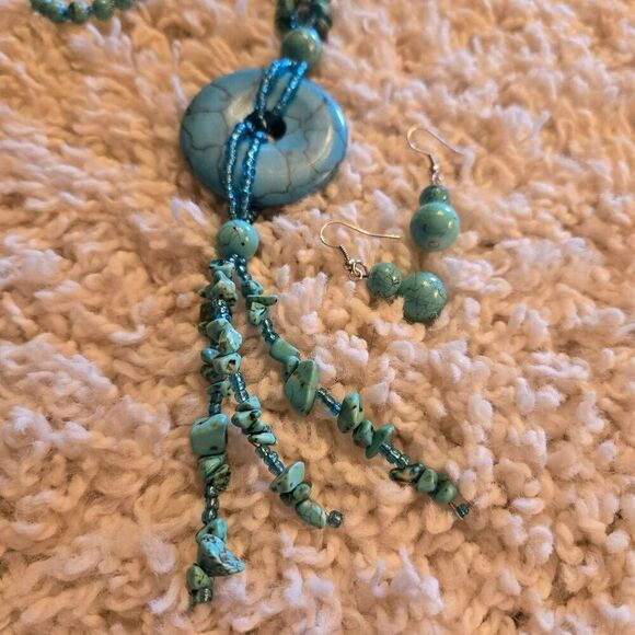 NWOT Turquoise Necklace + Earrings - Picture 6 of 6